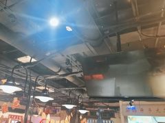 -马路牙子烧烤音乐酒馆(望京店)