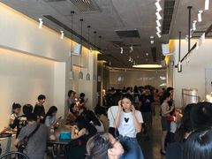 等位区-喜茶(东莞汇一城店)