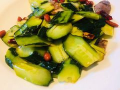 肘花拍黄瓜-局气烤鸭·北京菜(德云社店)