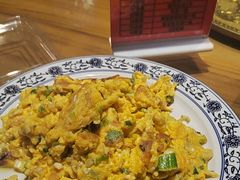 山鸡蛋炒大葱-即墨老公社·海肠捞饭大王(古城店)