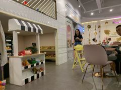 大堂-Lilliput粒粒堡亲子餐厅(置汇旭辉店)