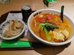 -蒙自源米线大王(东站店)