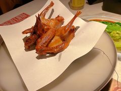 招牌乳鸽-虾饺妹·粤式茶餐厅(荟聚店)
