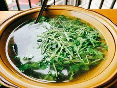 -郑件洋芋饭庄