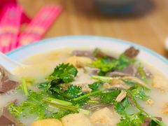 -大食代美食广场(上海中心店)