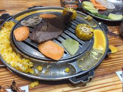 -青瓦炭韩潮烤肉(花园道店)