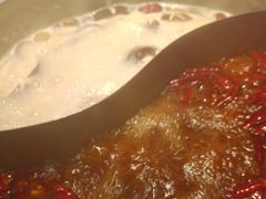 -尚尚仙·酸汤猪手·猪肚鸡火锅(华联万柳购物中心店)