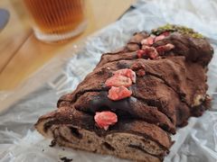 -HOT CRUSH趁热集合·现烤面包(上海环球港店)