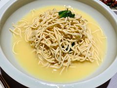 鸡火煮干丝-屋里厢上海菜馆