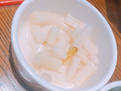 -渝是乎川渝小炒(新世界百货望京店)
