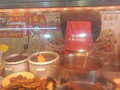 -柳州肥姨妈大骨螺蛳粉(东靖路店)