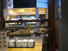 -鑫花溪牛肉米粉(人民广场店)