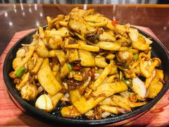 -赶海部落海鲜城(海阳路店)