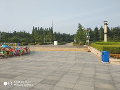 -汇泉广场
