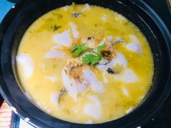 -九锅一堂酸菜鱼(石家庄先天下店)