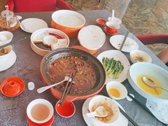 -粤尚腾香居中餐厅(首都机场希尔顿店)