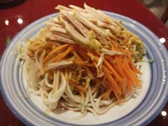 招牌鸡丝凉面-宏状元现熬粥·京味菜(五棵松店)