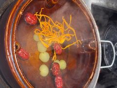 -头上红煨盐鸡乡村食府