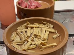 -龍歌自助小火锅(市南金茂湾店)