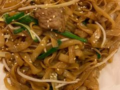 炒牛河粉-粤仔湾砂锅粥(滨湖万达店)