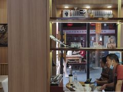 -霸王茶姬(南强街店)