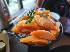 -曼听小寨海鲜烧烤·大连辣炒大王(盖州街店)