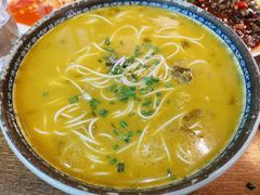 雪菜肉丝面-老马家·舌尖上的西塘美食