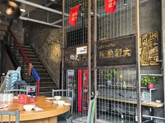 -琥珀老六龙虾(四里河店)