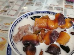 -广信牛奶甜品世家(台东店)