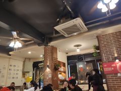 大堂-水碾河刘老大串串香(水碾河路店)