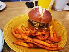 -HELLO 27 意面·沙拉·帕尼尼