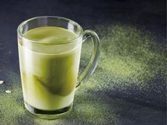 抹茶燕麦拿铁-瑞幸咖啡(宁波科创大厦店)