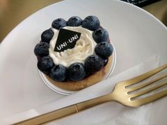 -UNI UNI(环亚凯瑟琳店)