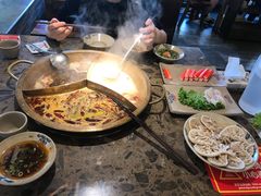 -Xiao Long Kan Hotpot Sydney 小龙坎老火锅