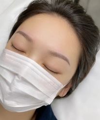 -莲姿娜·半永久纹眉皮肤管理