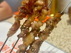 -小董哥烤串·爆汁大油边(故宫店)