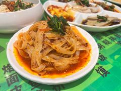 岐山擀面皮-令氏家外家周秦食府(高新店)
