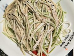 -靠山屯东北农家菜(八龙桥雅苑店)