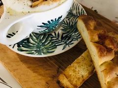 法式蒜香面包-开间茶馆·围炉煮茶