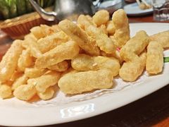 -老码头黑皮肘子锅包肉(赣水路店)