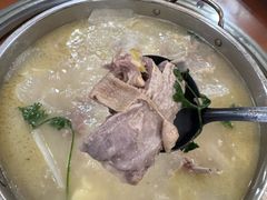 -黎老幺光雾山黄羊汤锅