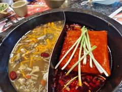鸳鸯锅-蜀大侠火锅(建设路第五大道店)