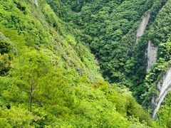 -龙水峡地缝景区