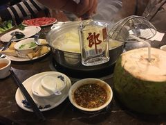 -万绿园