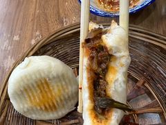 酸菜素包-清真石家包子(大皮院总店)