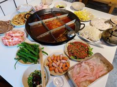 -岗上渣渣老火锅(两路口店)