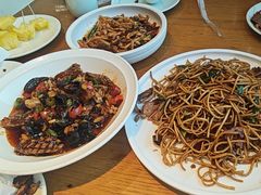 -深巷家味馆.湖北头牌红烧鱼头拌饭(黄陂店)