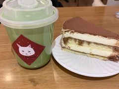 -有猫主题·治愈系猫咖(曾厝垵店)