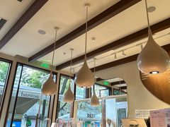 -VERIE BAKEHOUSE