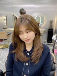 -Tloml salon